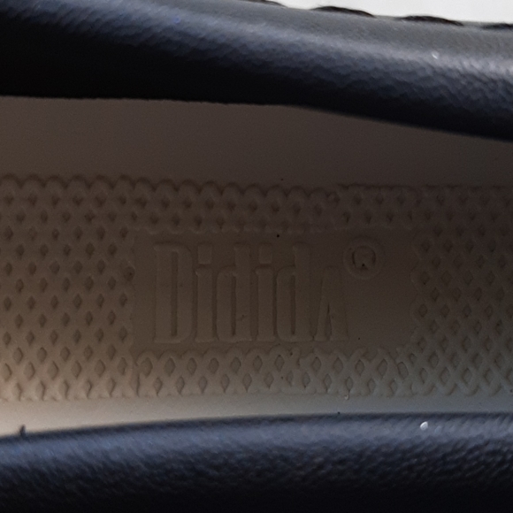 Blinged out steering wheel cover - Picture 8 of 8